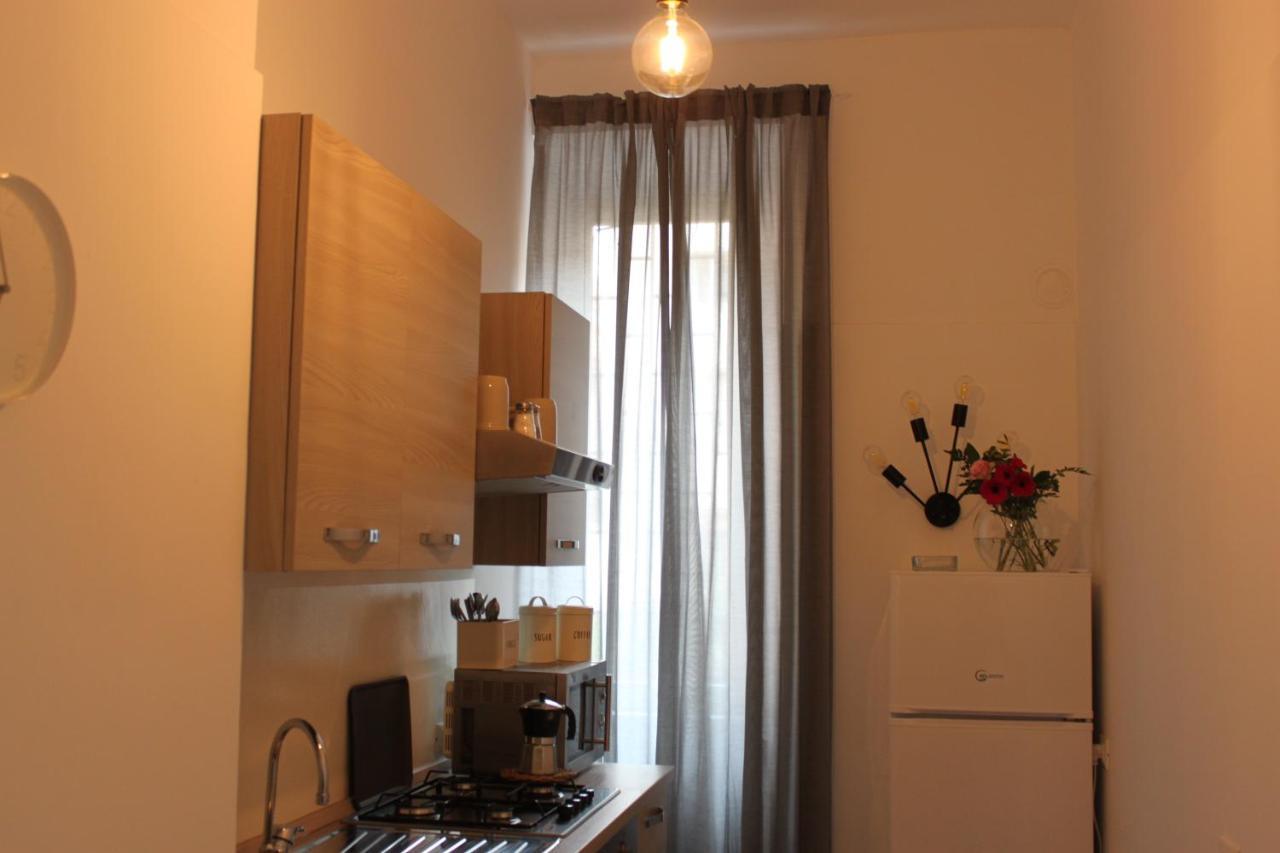 Casa Luna - Accomodation In Santa Maria Maggiore Rome Exterior photo